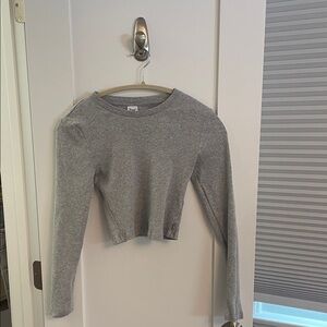 Aritizia TNA grey ribbed cropped long sleeve